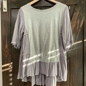 Gray shirt sleeve tunic style shirt.  Size L/XL. Excellent used condition.